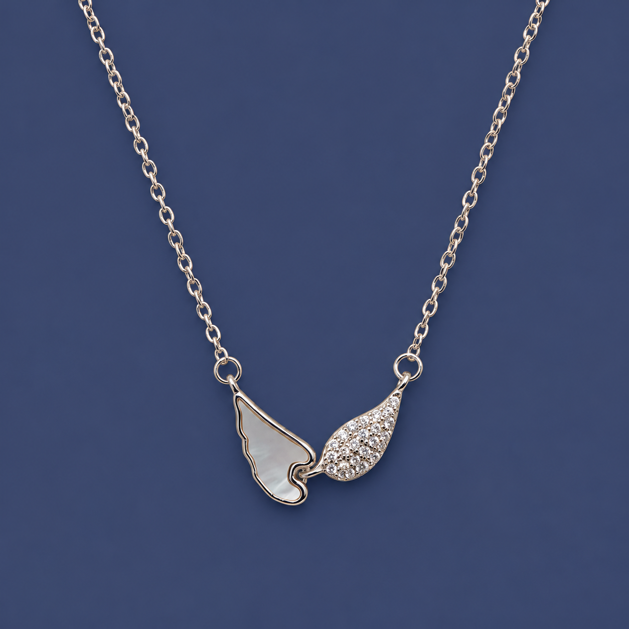 Elegant Butterfly Wing Silver Chain Pendant Necklace
