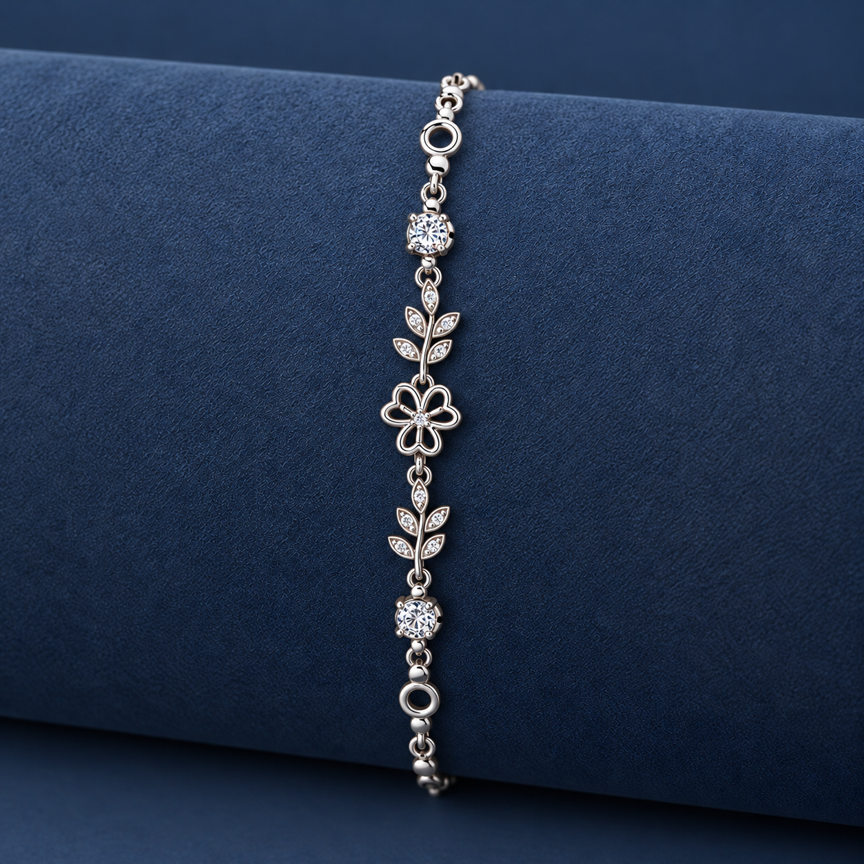 925 Silver Floral Leaf Charm Bracelet