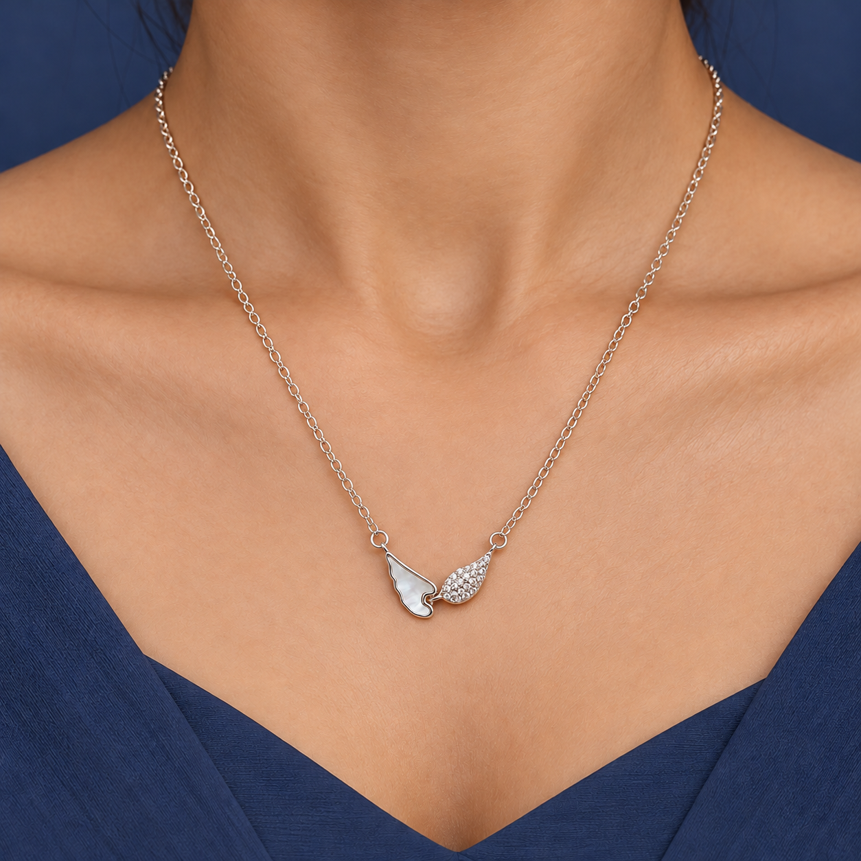 Elegant Butterfly Wing Silver Chain Pendant Necklace