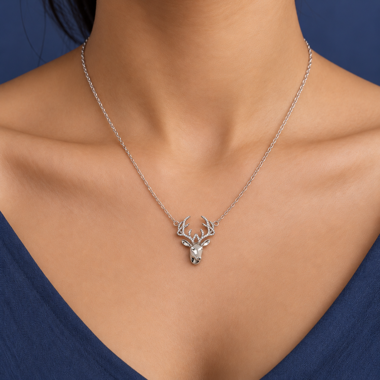 925 Silver Sparkling Deer Head Pendant Necklace