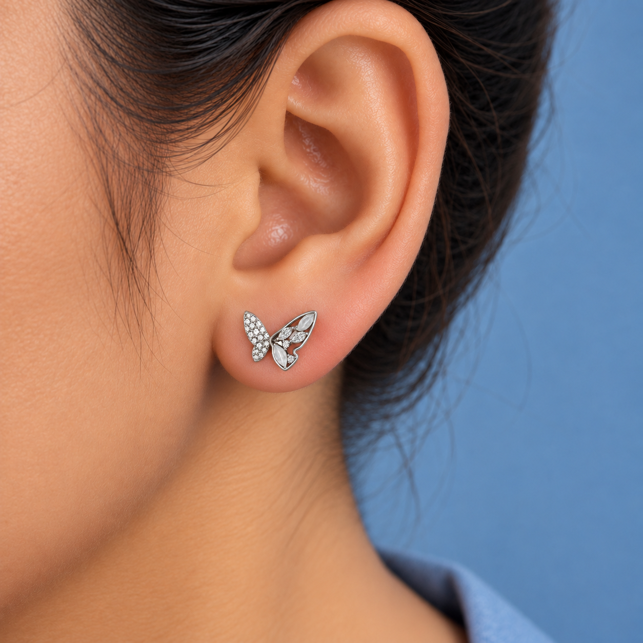Elegant Butterfly Wing Design 925 Sterling Silver Stud Earrings
