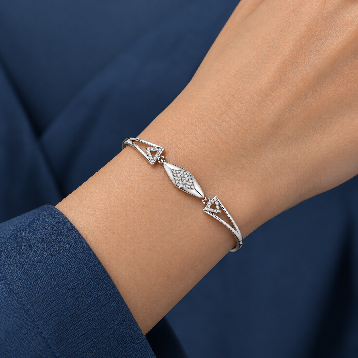 Diamond-Shaped Sparkle 925 Silver Kada Bracelet