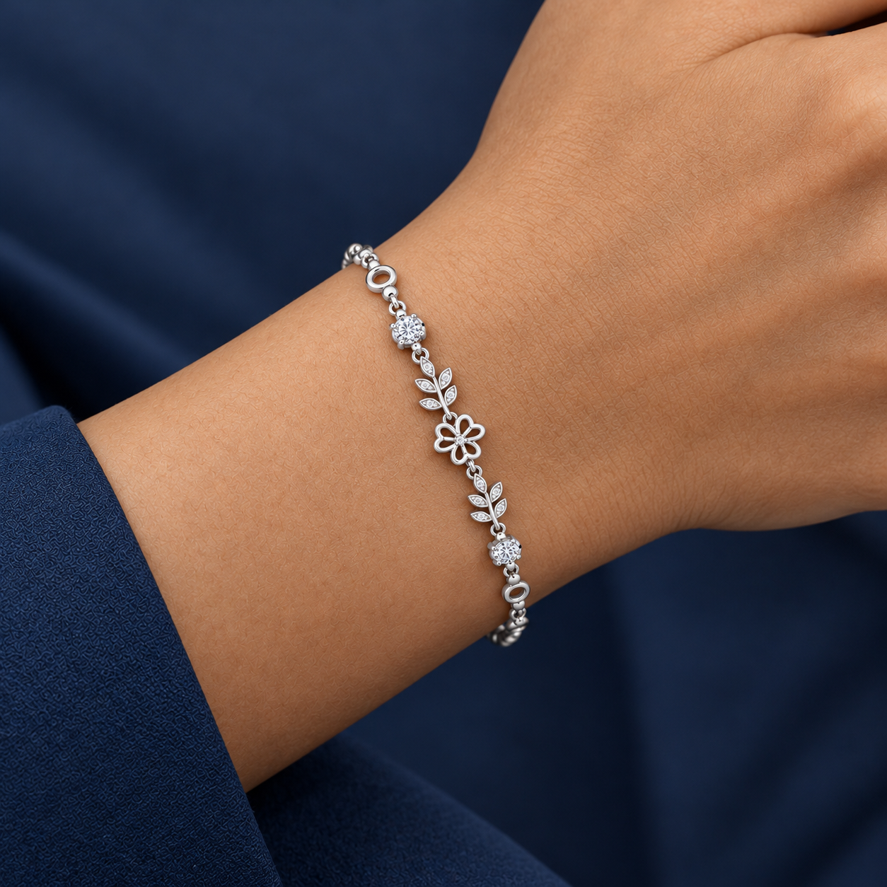 925 Silver Floral Leaf Charm Bracelet