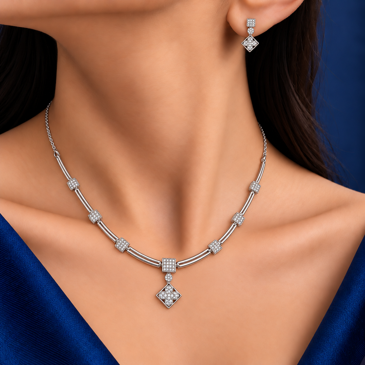 925 Silver Clover Diamond-Shaped Necklace Set